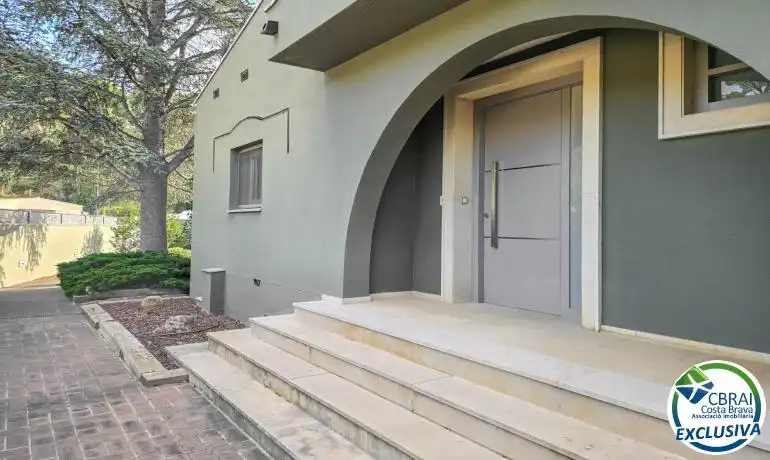 Casa o xalet en venda en La Jonquera amb Aire condicionat, Calefacció i Jardí privat