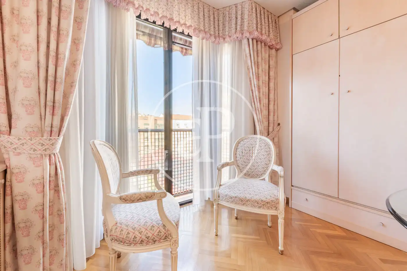 Bedroom of Flat for sale in Madrid  with Air Conditioner and Heating