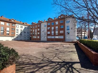 Exterior view of Apartment for sale in Torrelavega   with Heating and Terrace