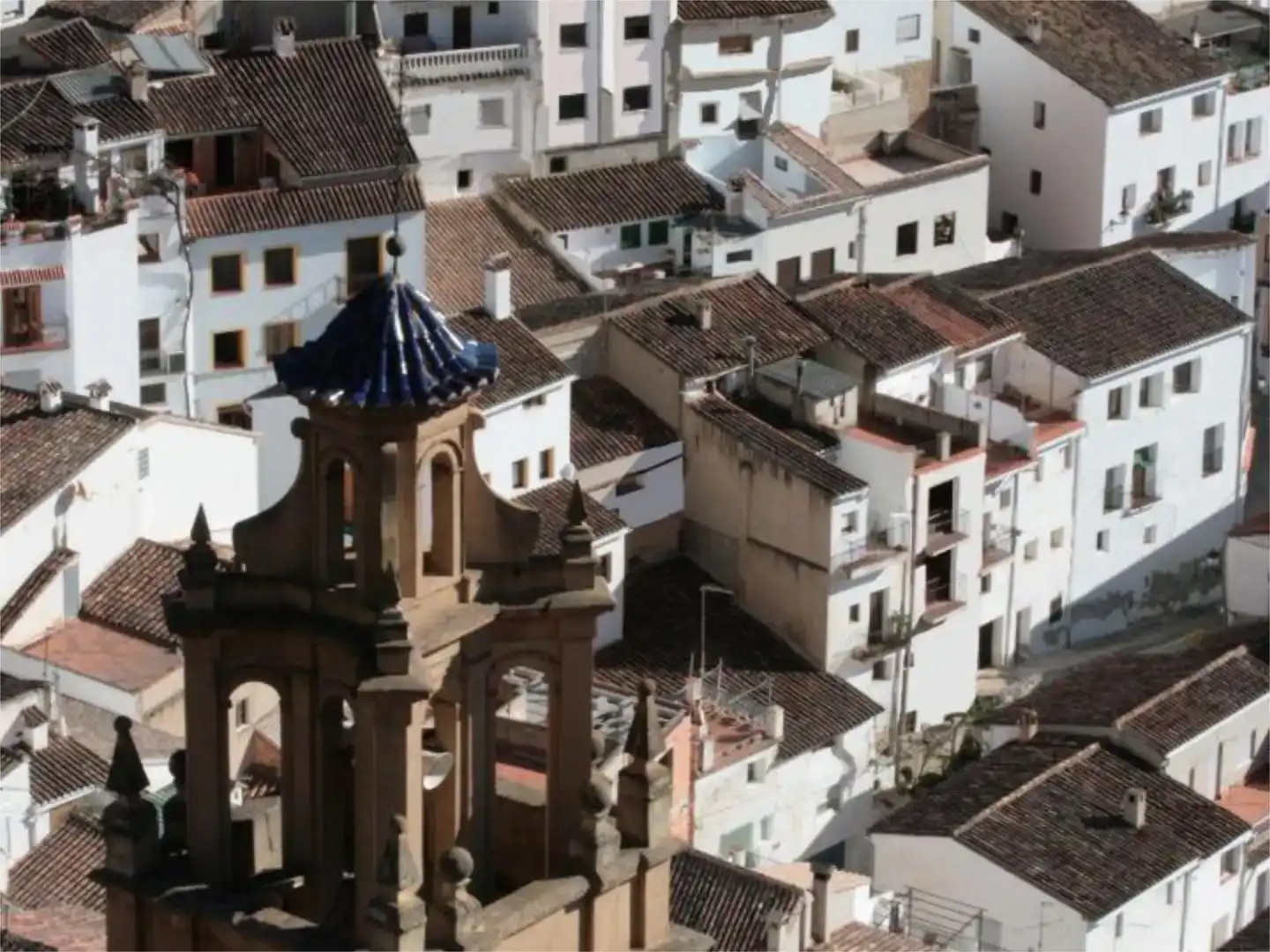 Vista exterior de Casa adosada en venta en Chulilla con Aire acondicionado, Parquet y Trastero