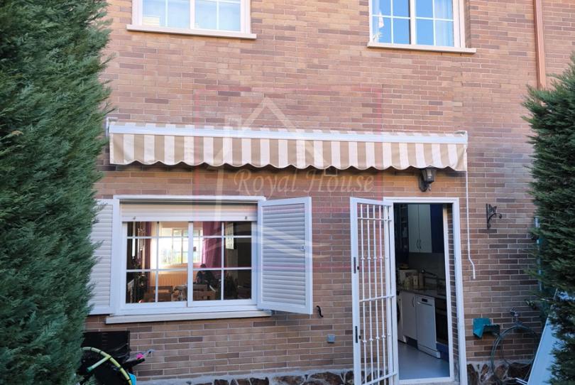 Photo 1 of Single-family semi-detached for sale in Calle Udala, La Pizarra, Madrid