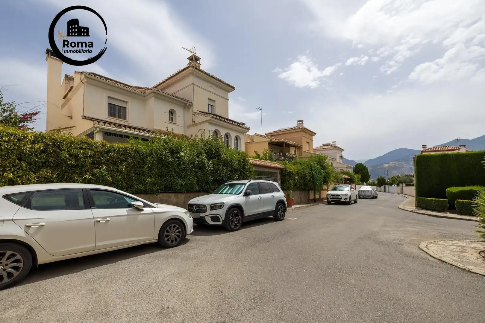 Villa mit Pool zum Verkauf in Barrio de la Vega
