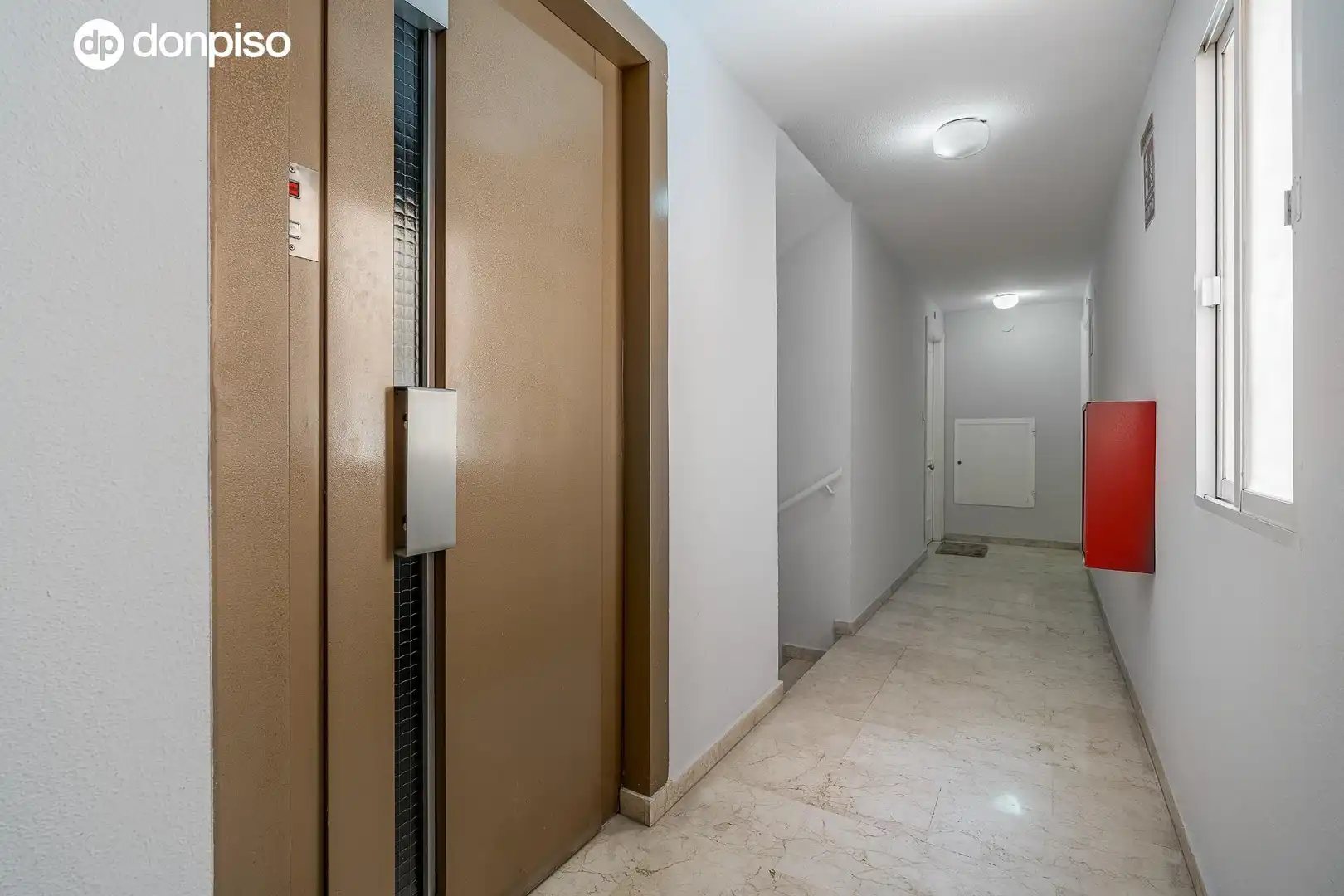 Piso en venta en Granada con Aire acondicionado, Calefacción y Terraza