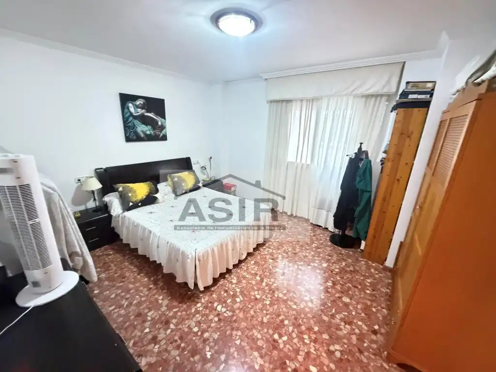 Dormitori de Pis en venda en Alzira