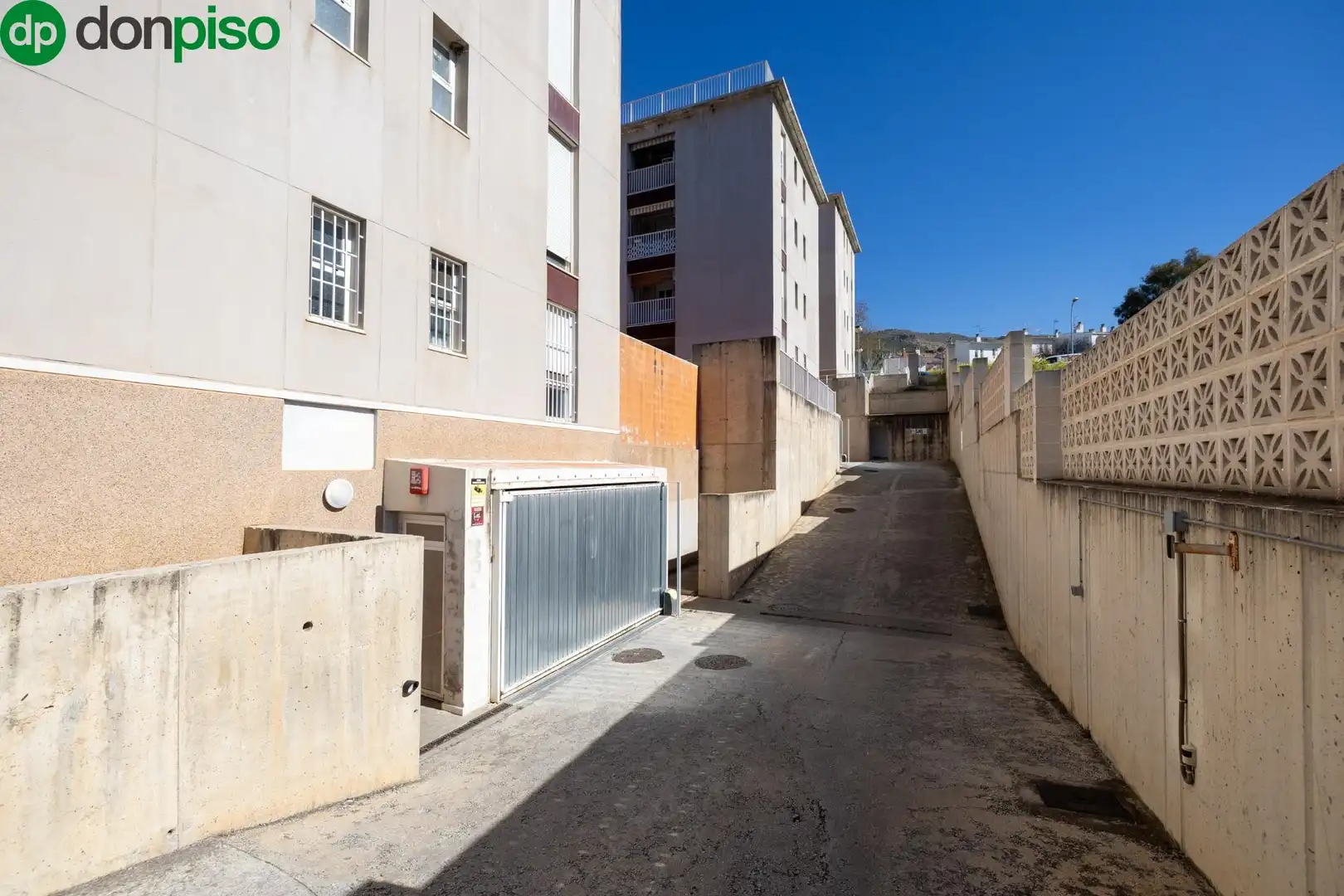 Exterior view of Flat for sale in Granada