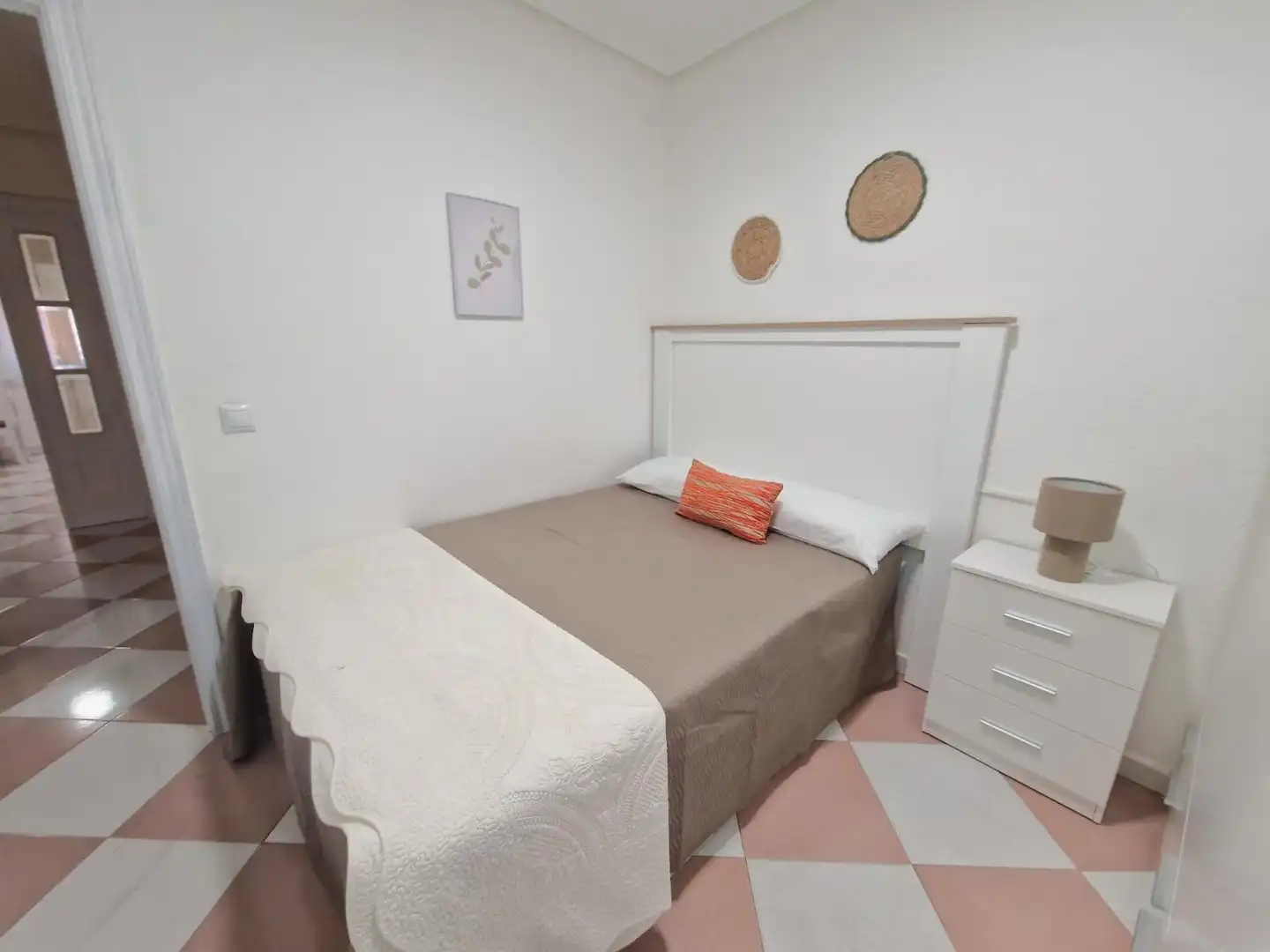 Habitación de Planta baja de alquiler en Plasencia con Amueblado