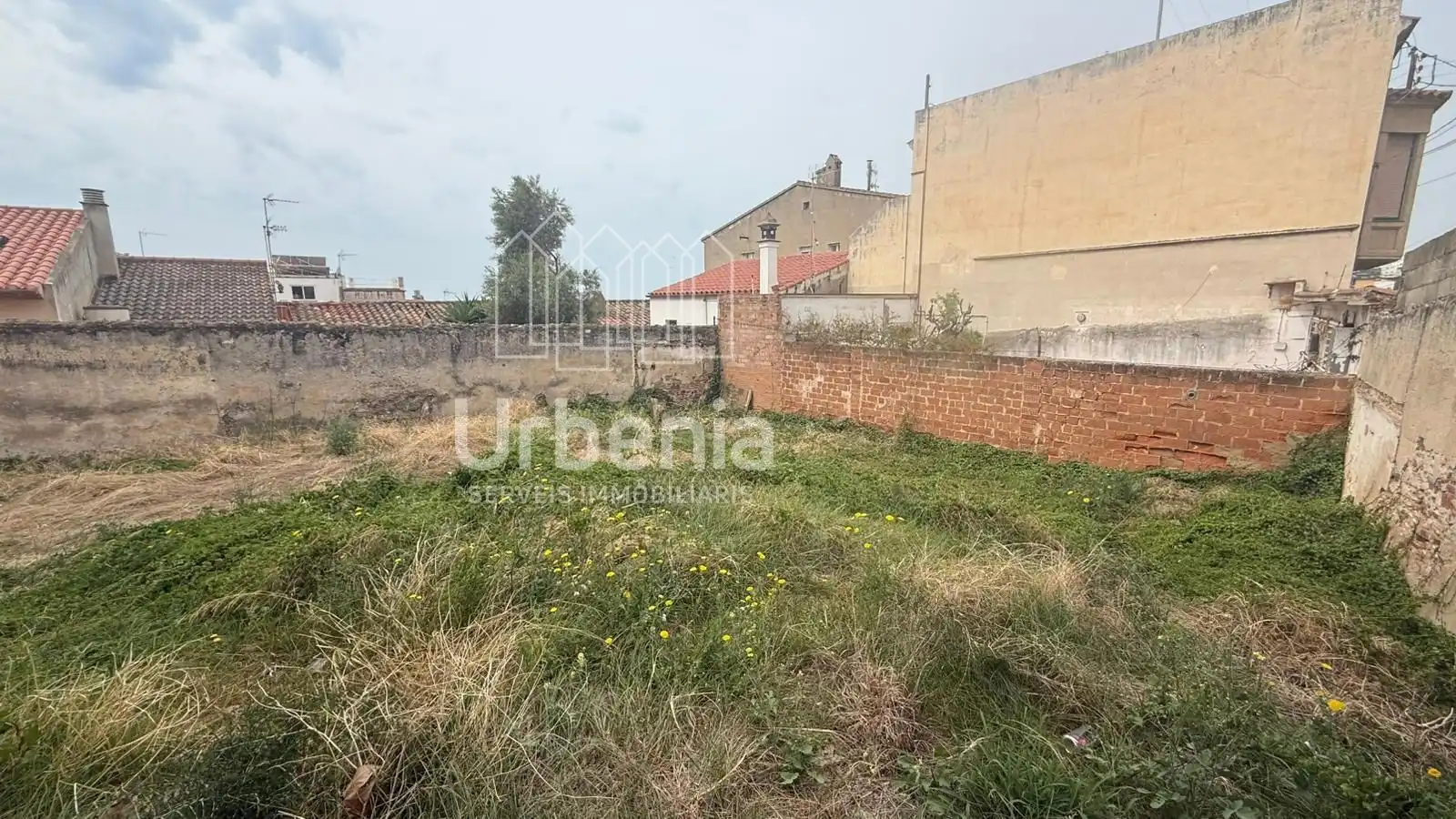 Terreno rustico in vendita a Centre