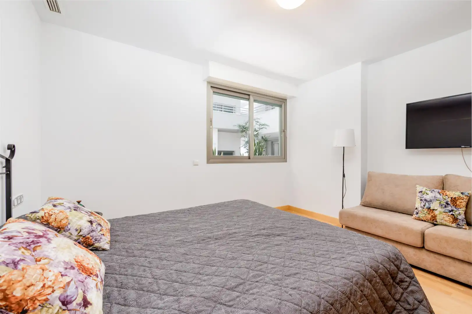 Habitación de Apartamento en venta en Mijas con Aire acondicionado, Calefacción y Jardín privado