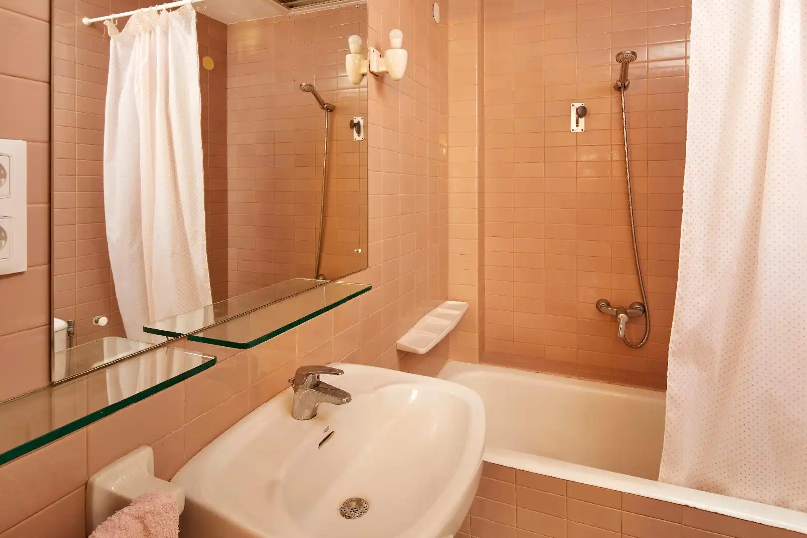 Baño de Finca rústica en venta en Cassà de la Selva con Jardín privado, Terraza y Trastero