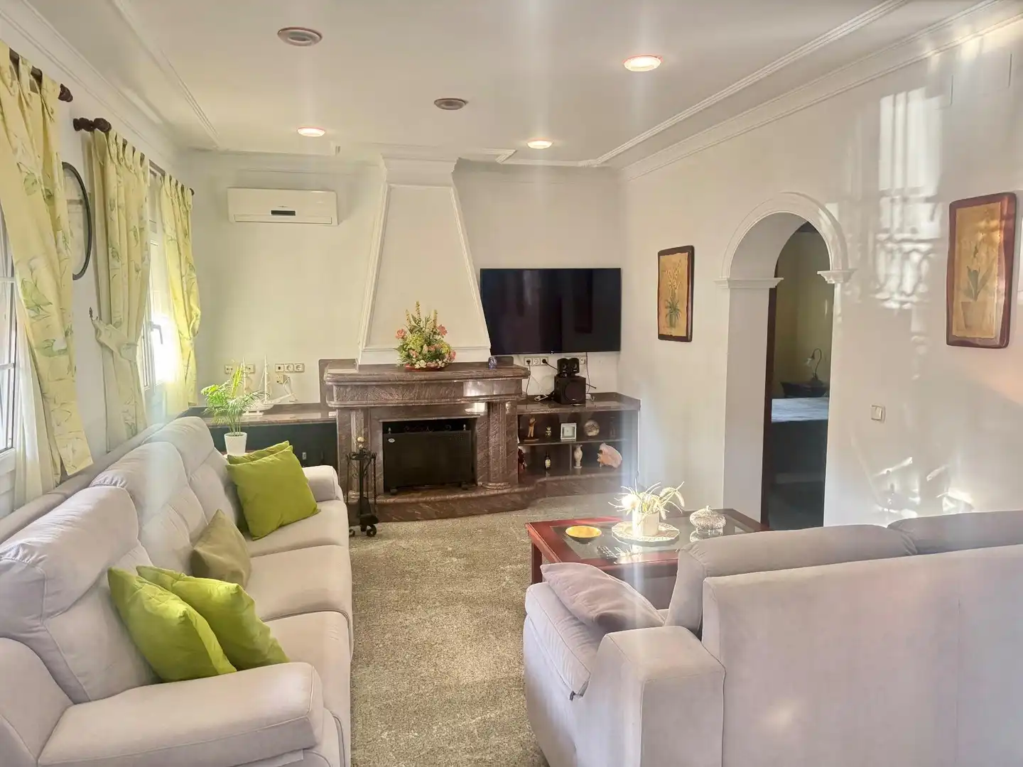 Detached house with pool for sale in Las Lagunas - Campano, imagen 8