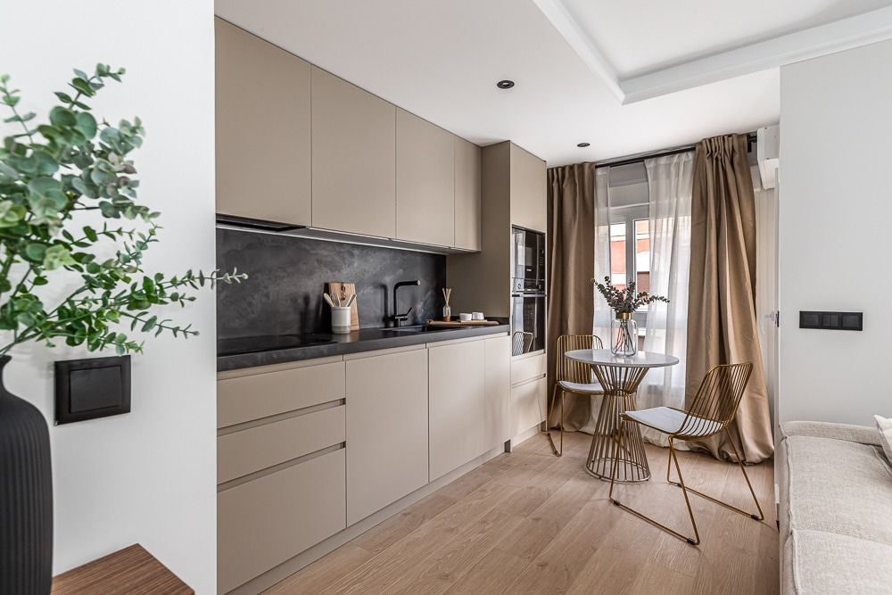 Kitchen of Flat to rent in  Madrid Capital  with Air Conditioner, Heating and Furnished