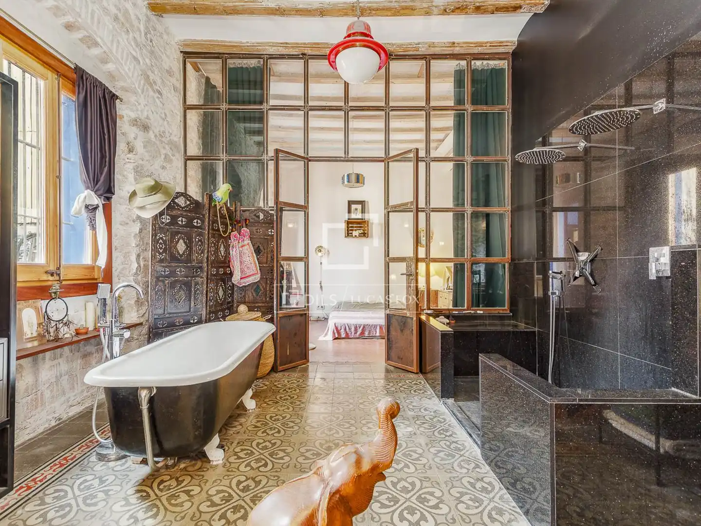 Baño de Piso en venta en Barcelona con Aire acondicionado, Terraza y Balcón