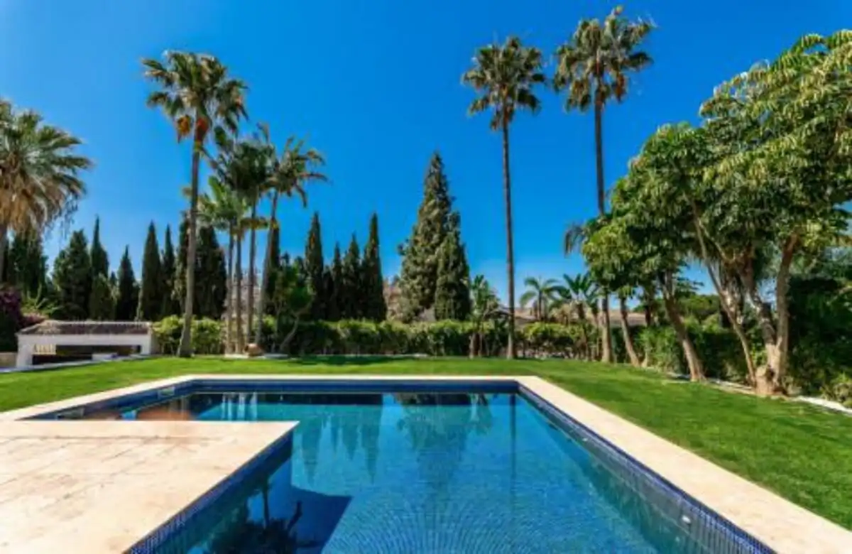 Swimming pool of Houses for rent in Marbella  with Air Conditioner, Private garden and Terrace