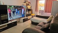 Sala d'estar de Pis en venda en Figueres amb Aire condicionat, Calefacció i Terrassa