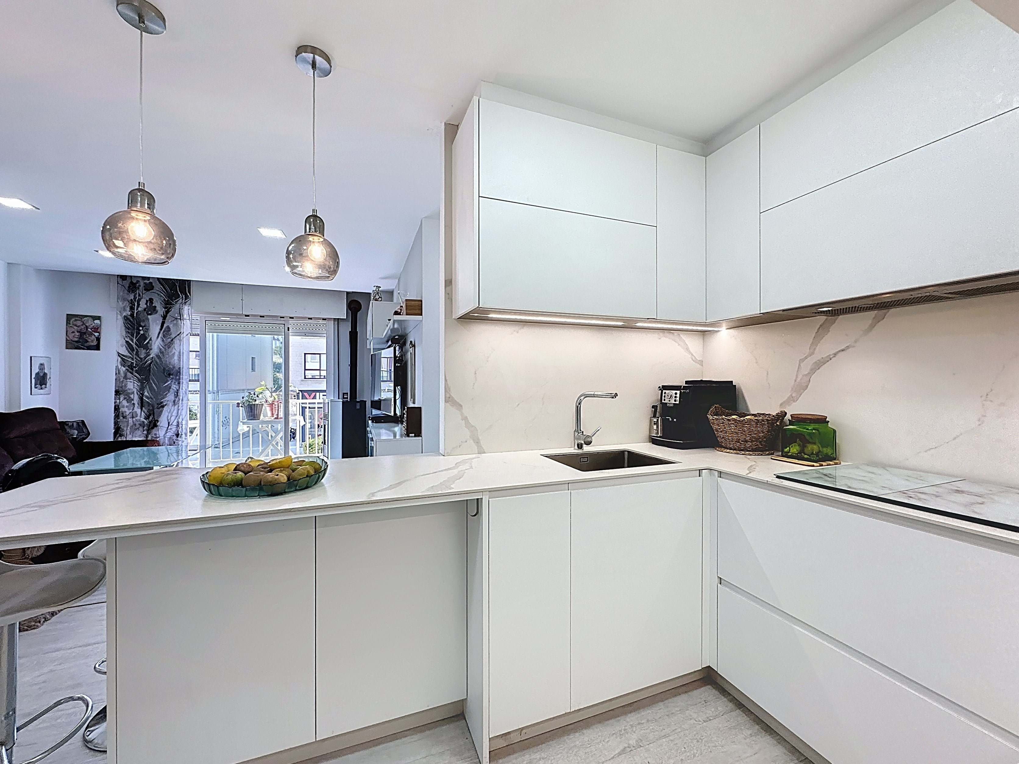 Kitchen of Flat for sale in Poio  with Heating