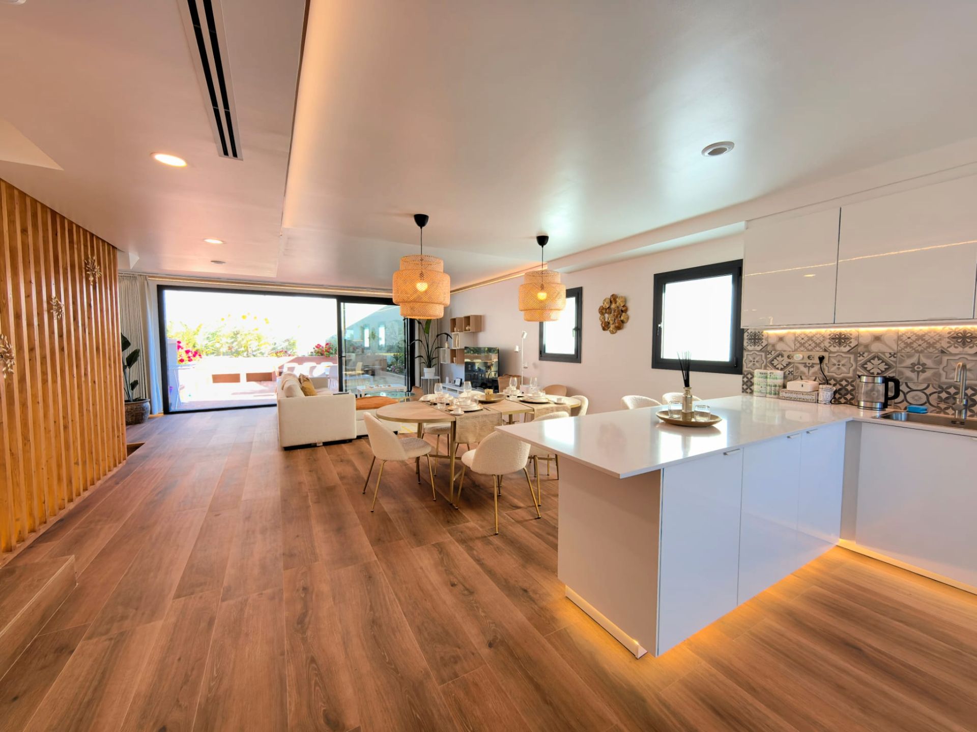 Cocina de Casa adosada en venta en Montgat con Aire acondicionado, Calefacción y Jardín privado