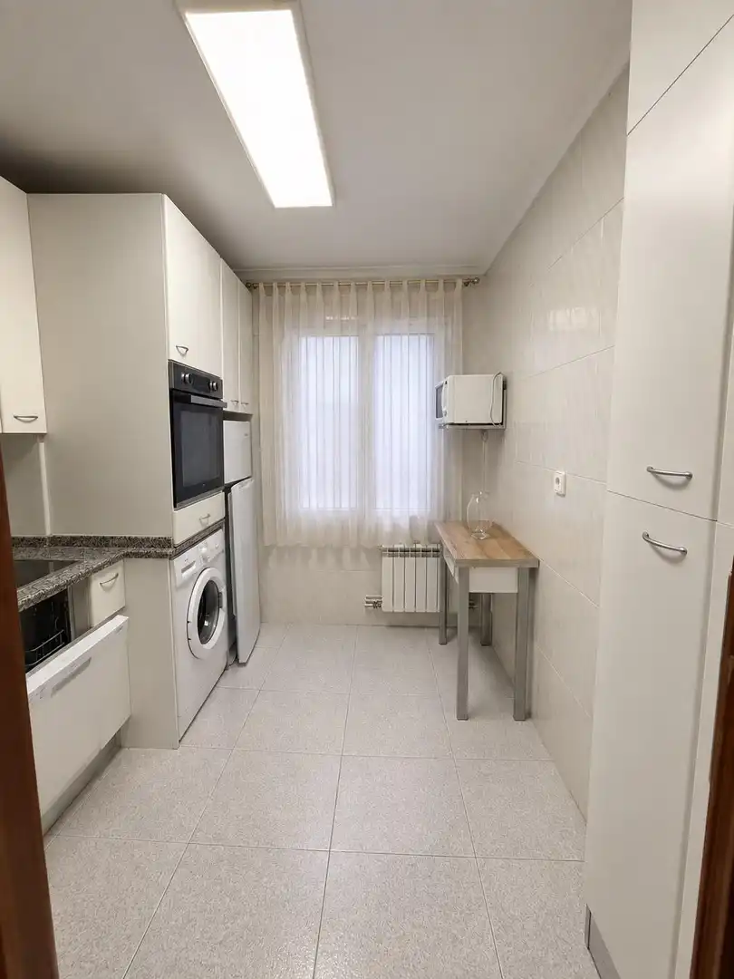 Kitchen of Flat for sale in Circular