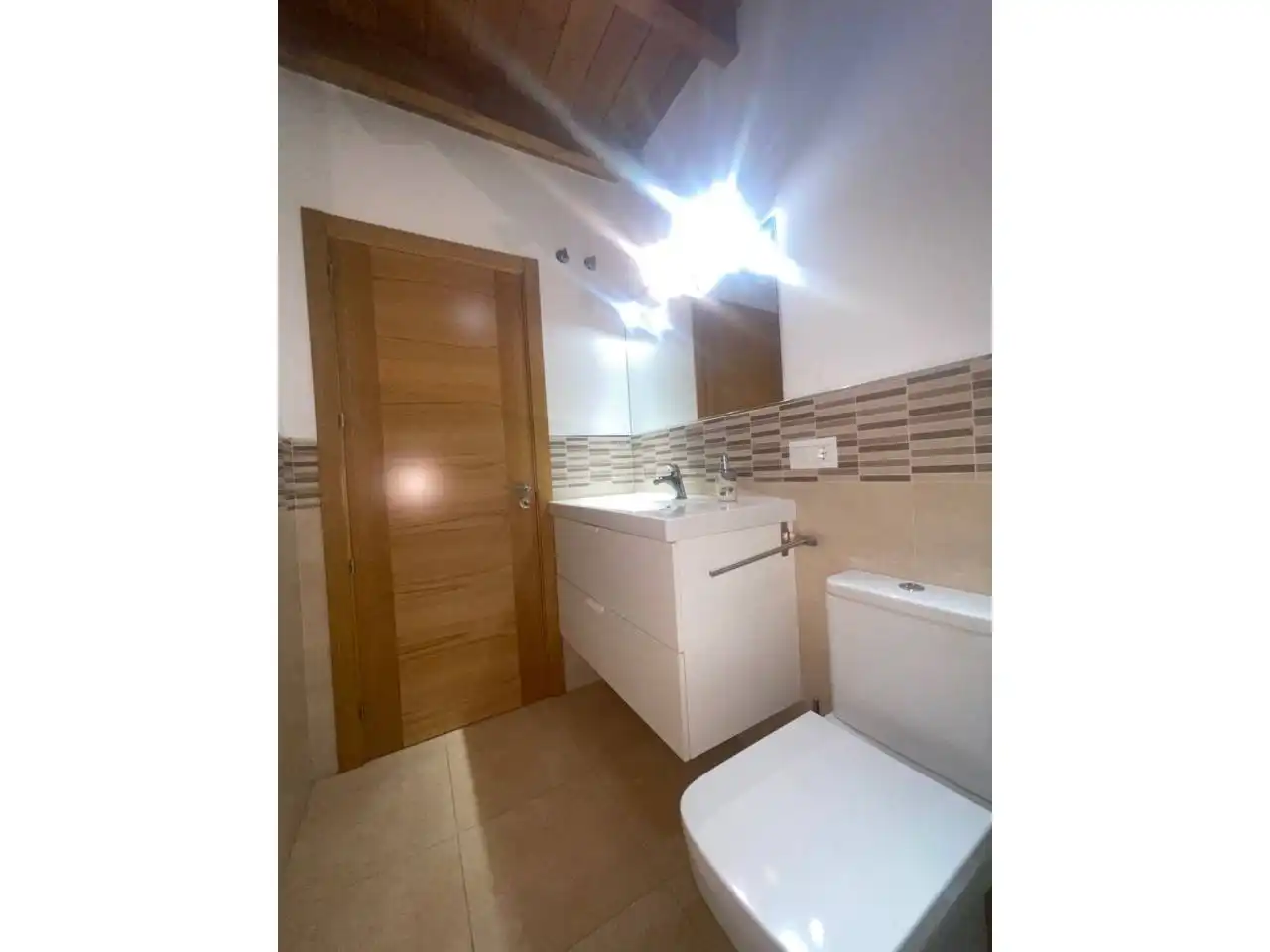 Baño de Casa o chalet de alquiler en Estepona con Calefacción, Jardín privado y Terraza