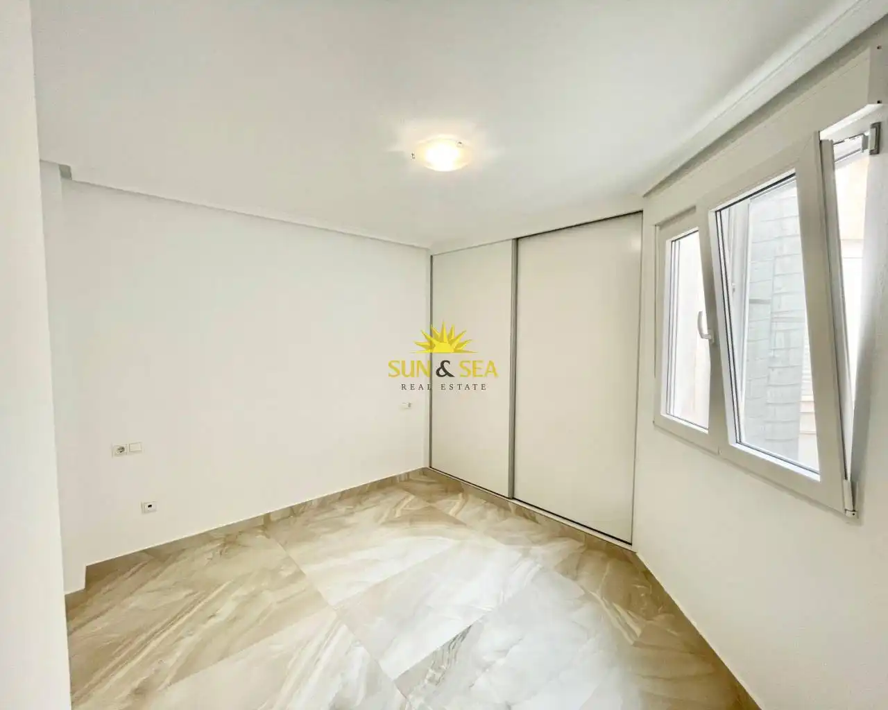Penthouse with terrace for sale in Centro, imagen 17