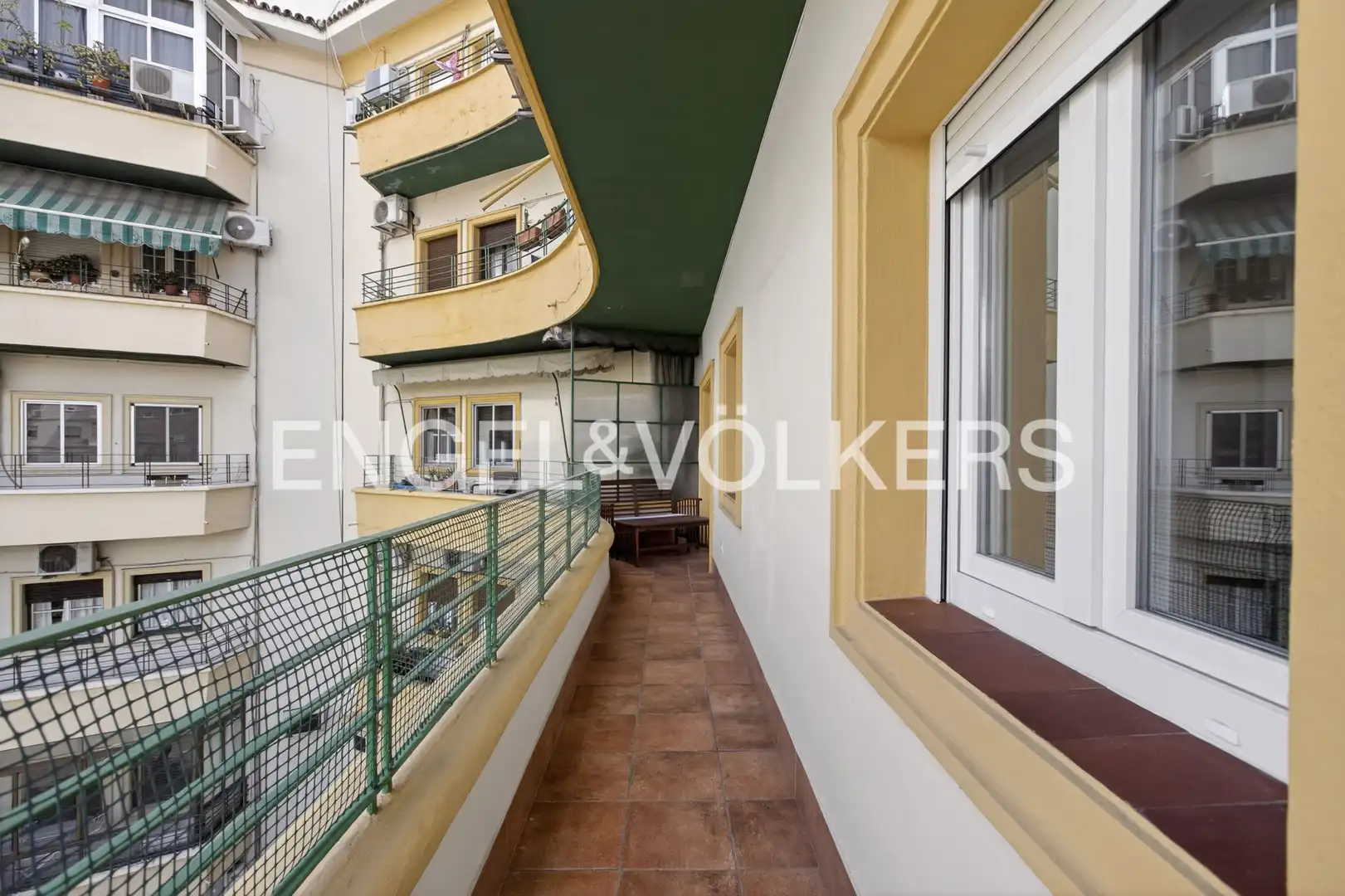 Balcony of Flat for sale in Sevilla  with Heating, Parquet flooring and Terrace