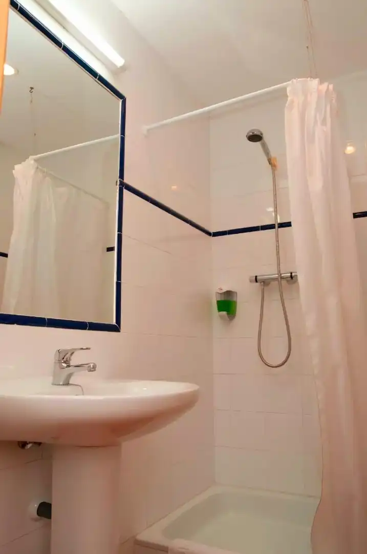 Bathroom of Buildings for sale in Ayerbe