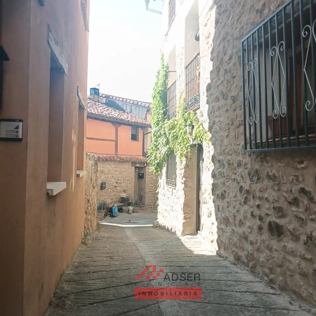 Vista exterior de Casa o xalet en venda en Villoslada de Cameros amb Calefacció i Moblat