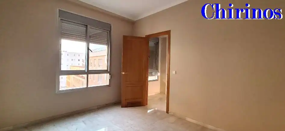 Appartamento con ascensore in affitto a Avenida Ronda de los Tejares, imagen 5