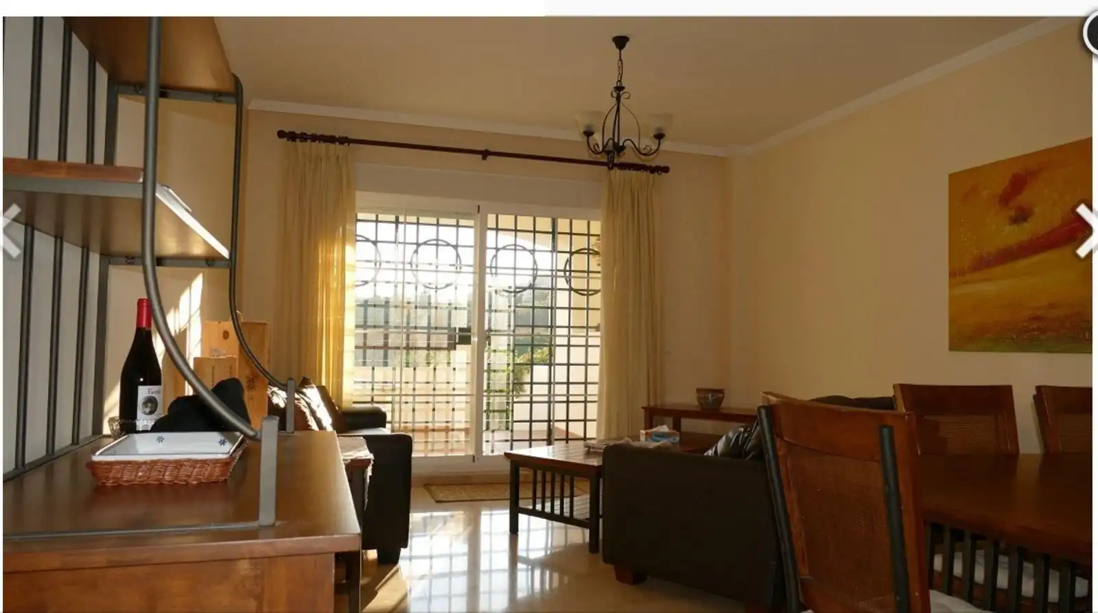 Wohnzimmer von Maisonette zum Verkauf in Benalmádena mit Klimaanlage, Privatgarten und Terrasse