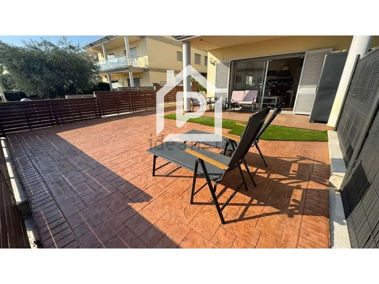 Wohnung mit Pool zum Verkauf in Roses