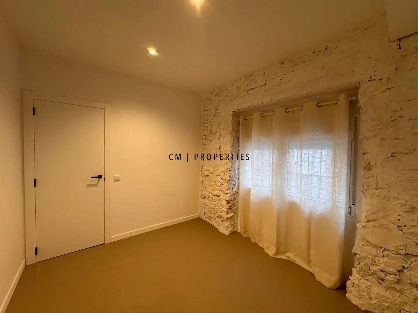 Habitación de Piso de alquiler en Serra con Aire acondicionado, Calefacción y Terraza