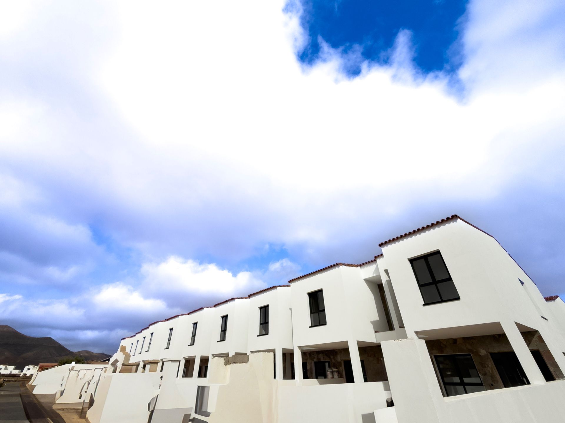 Vista exterior de Casa adosada en venta en La Oliva con Jardín privado, Terraza y Balcón
