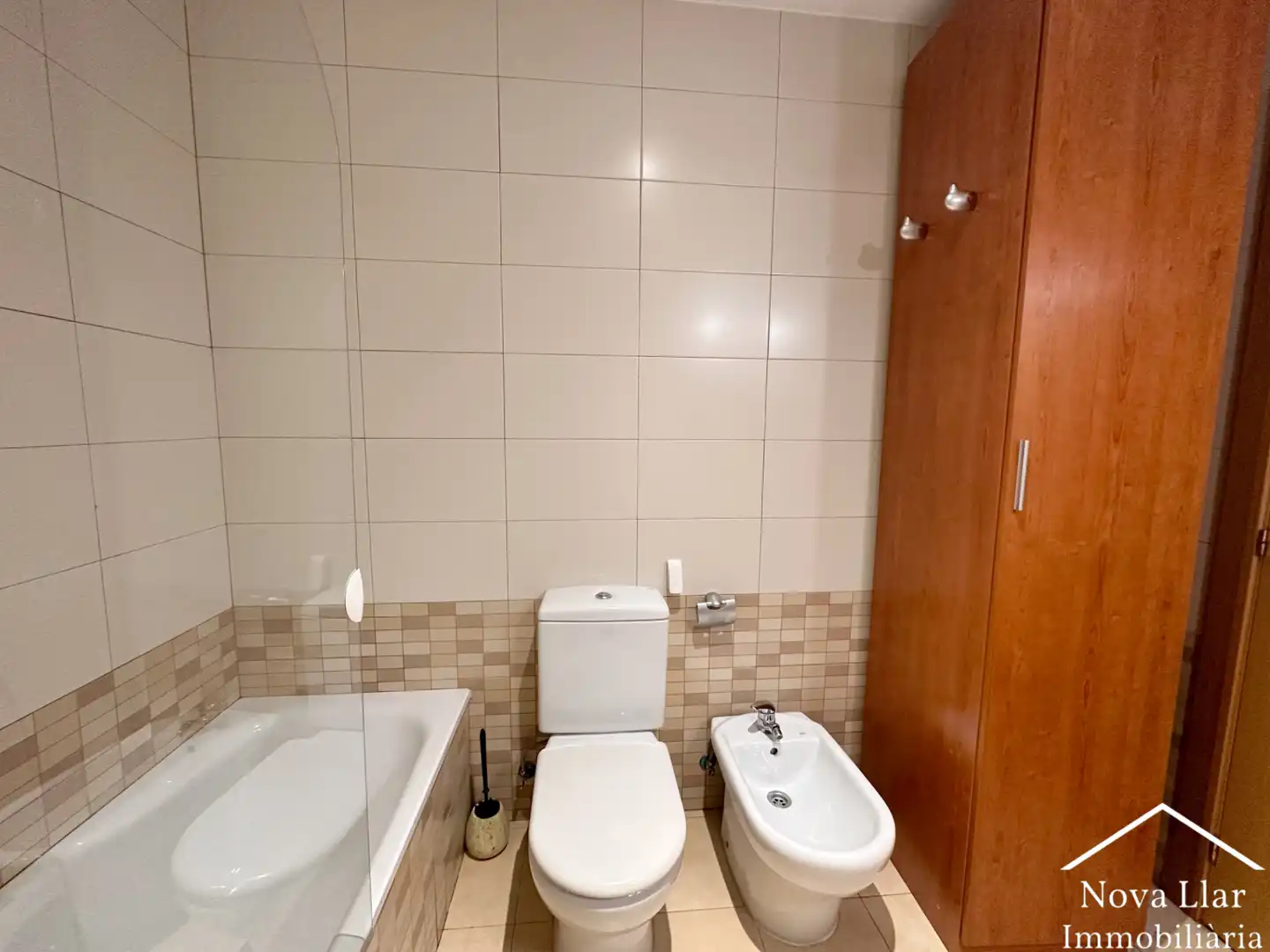 Baño de Piso en venta en Ripoll con Calefacción