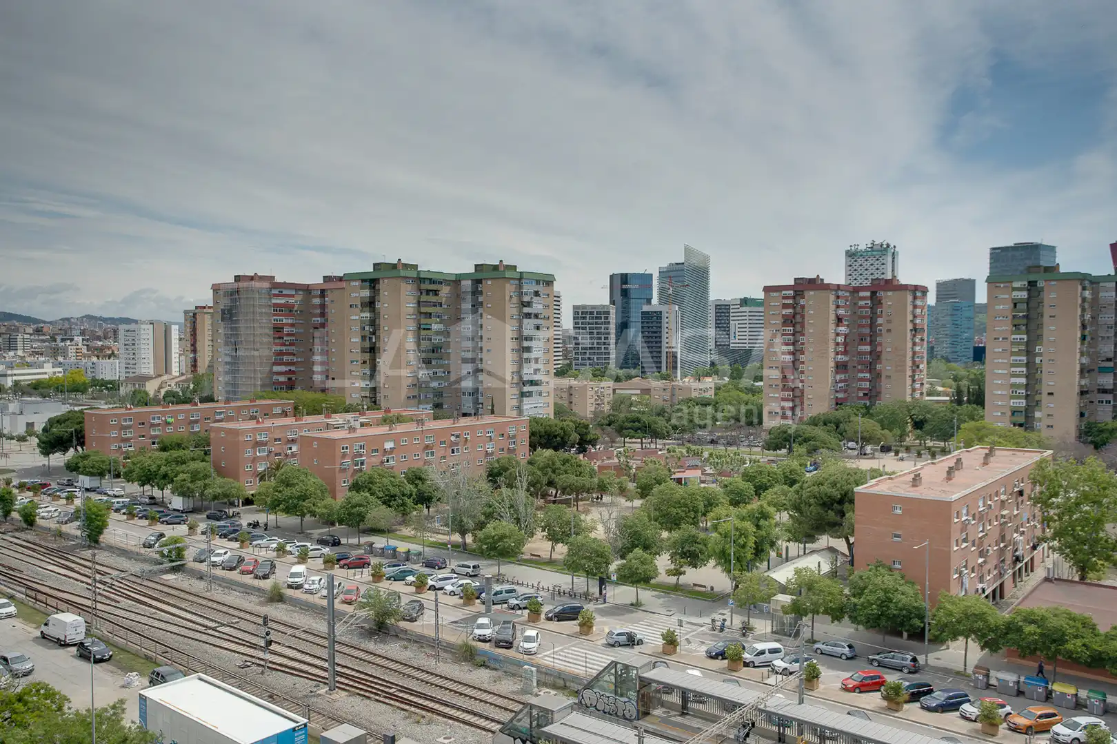 Exterior view of Flat for sale in L'Hospitalet de Llobregat  with Heating and Balcony