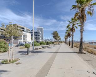 Vista exterior de Apartament en venda en Badalona amb Aire condicionat, Calefacció i Terrassa