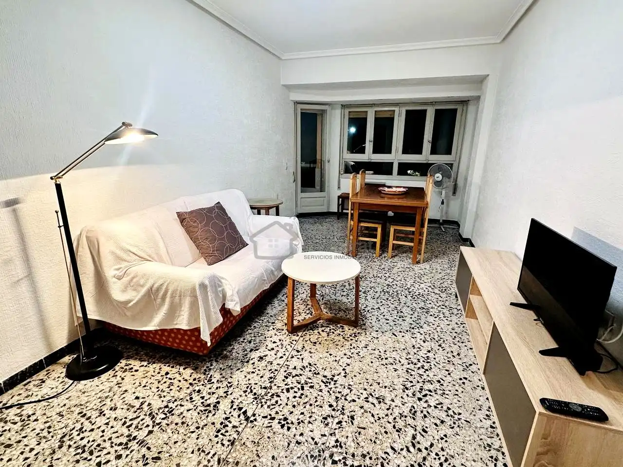 Sala d'estar de Pis en venda en Elda amb Terrassa i Moblat