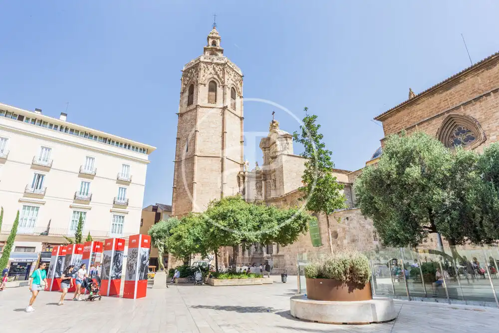 Vista exterior de Pis en venda en Ciutat Vella 