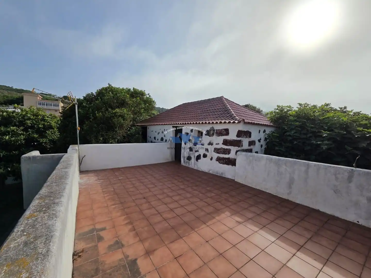 Terrassa de Casa o xalet en venda en El Tanque amb Moblat