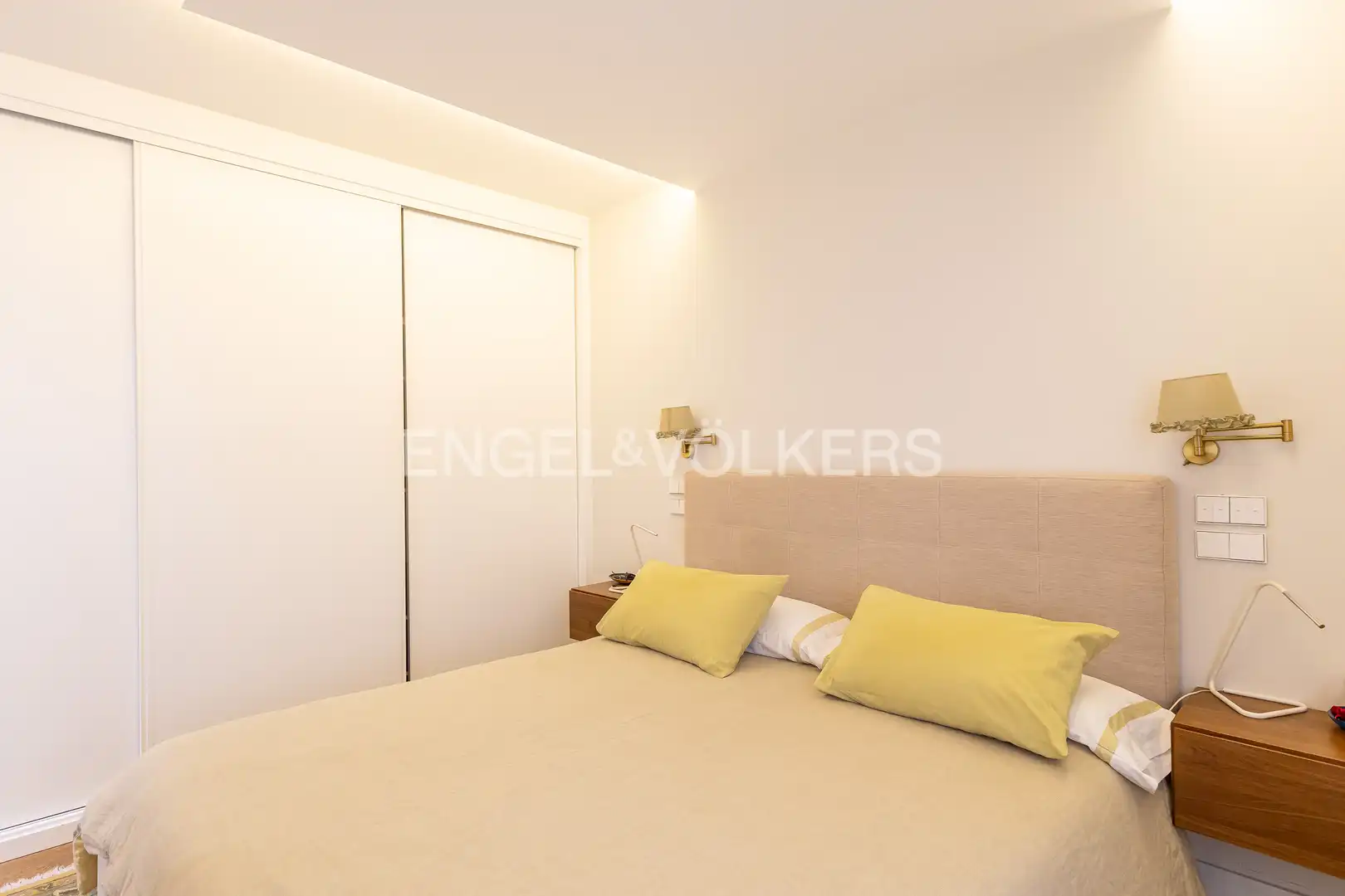 Habitación de Apartamento en venta en Madrid con Calefacción