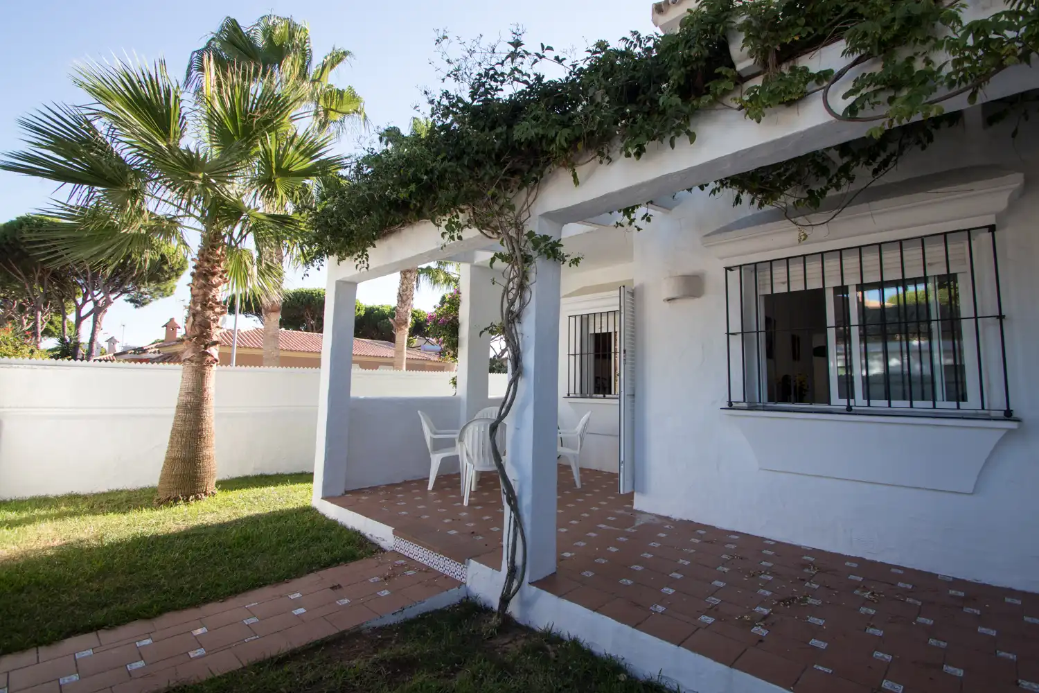 Jardí de Apartament en venda en Chiclana de la Frontera amb Jardí privat, Moblat i Rentadora
