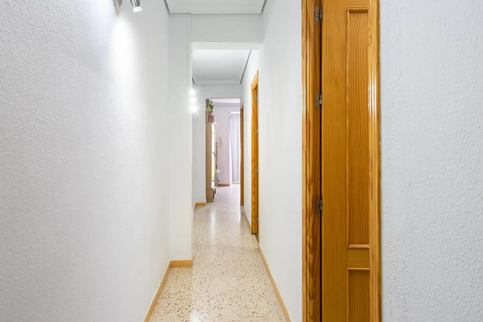 Flat for sale in Sevilla  with Air Conditioner, Furnished and Balcony