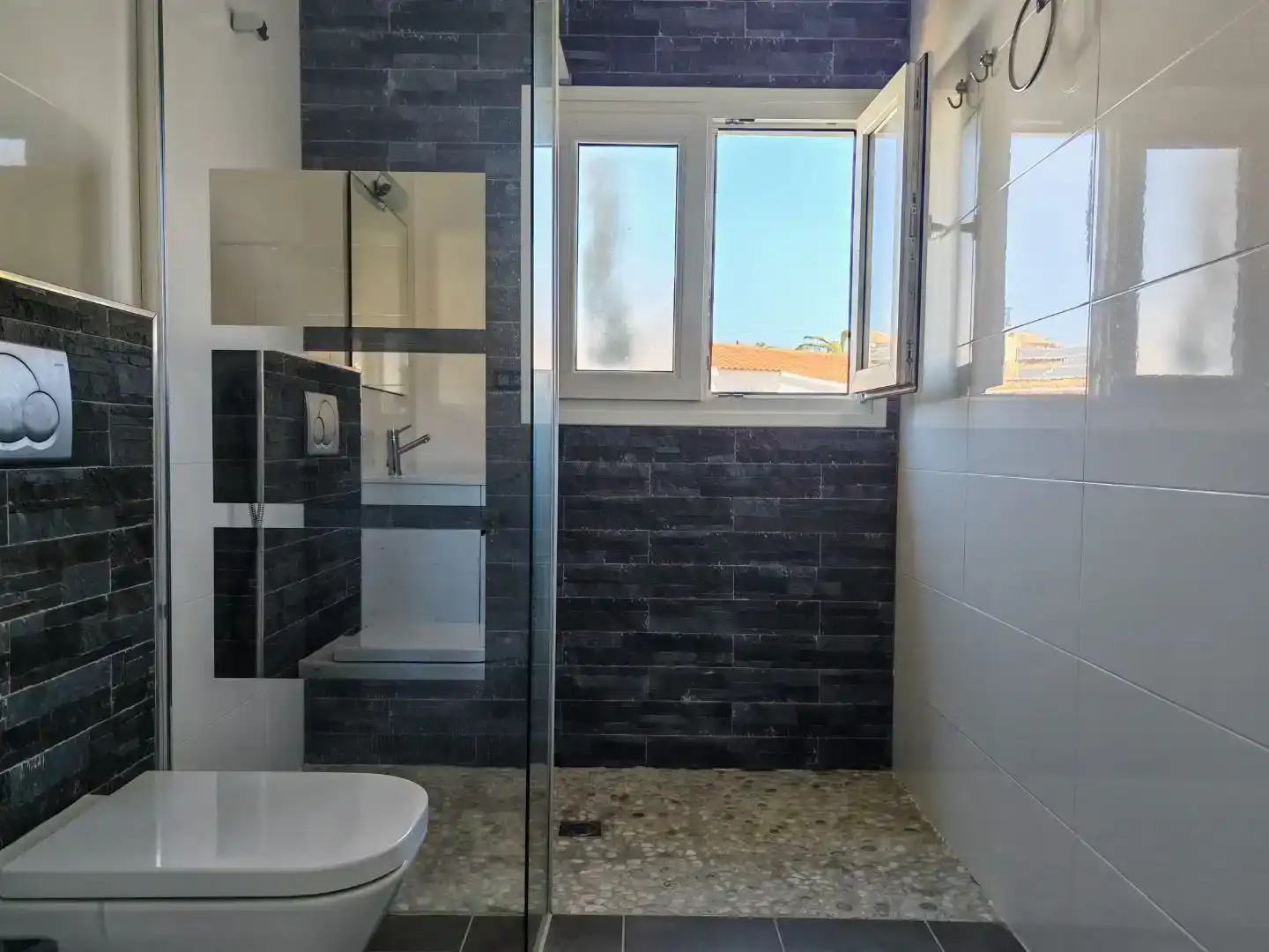 Bany de Pis en venda en Calpe / Calp amb Aire condicionat, Piscina i Balcó