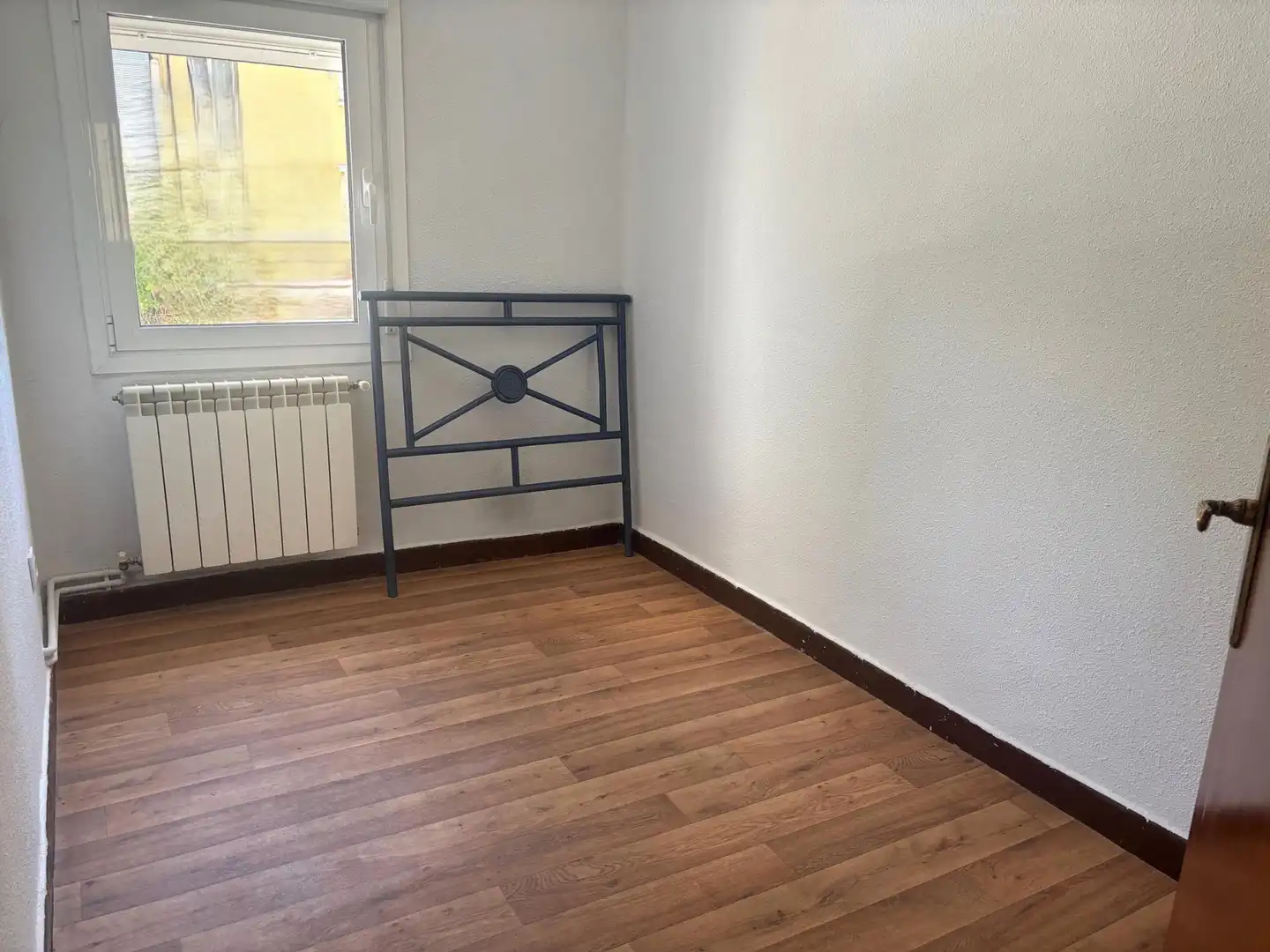 Bedroom of Flat for rent in Madrid