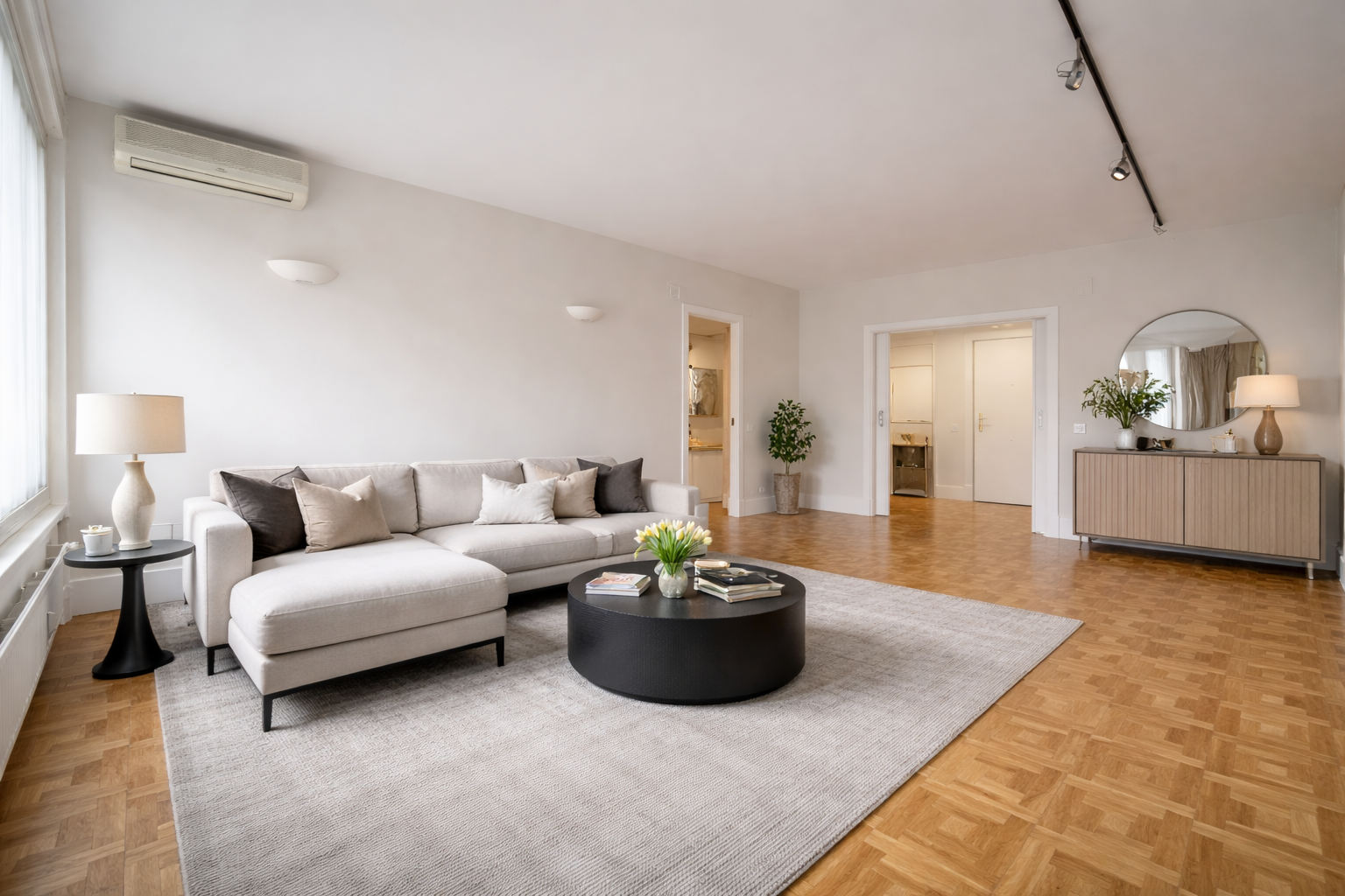 Sala d'estar de Pis de lloguer en  Madrid Capital amb Aire condicionat, Calefacció i Piscina comunitària