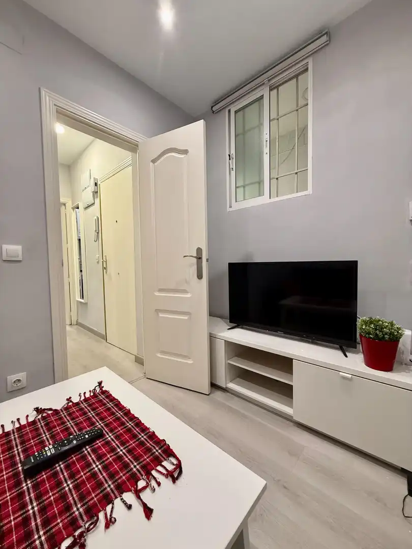 Apartament de lloguer a Calle JOSE MARIA FDEZ LANSEROS, Ventas