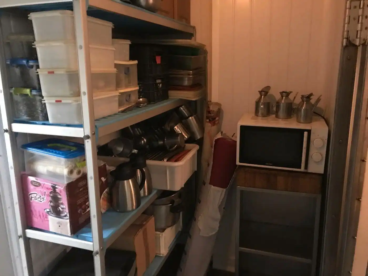 Küche von Wohnung zum Verkauf in Pineda de Mar mit Klimaanlage und Heizung