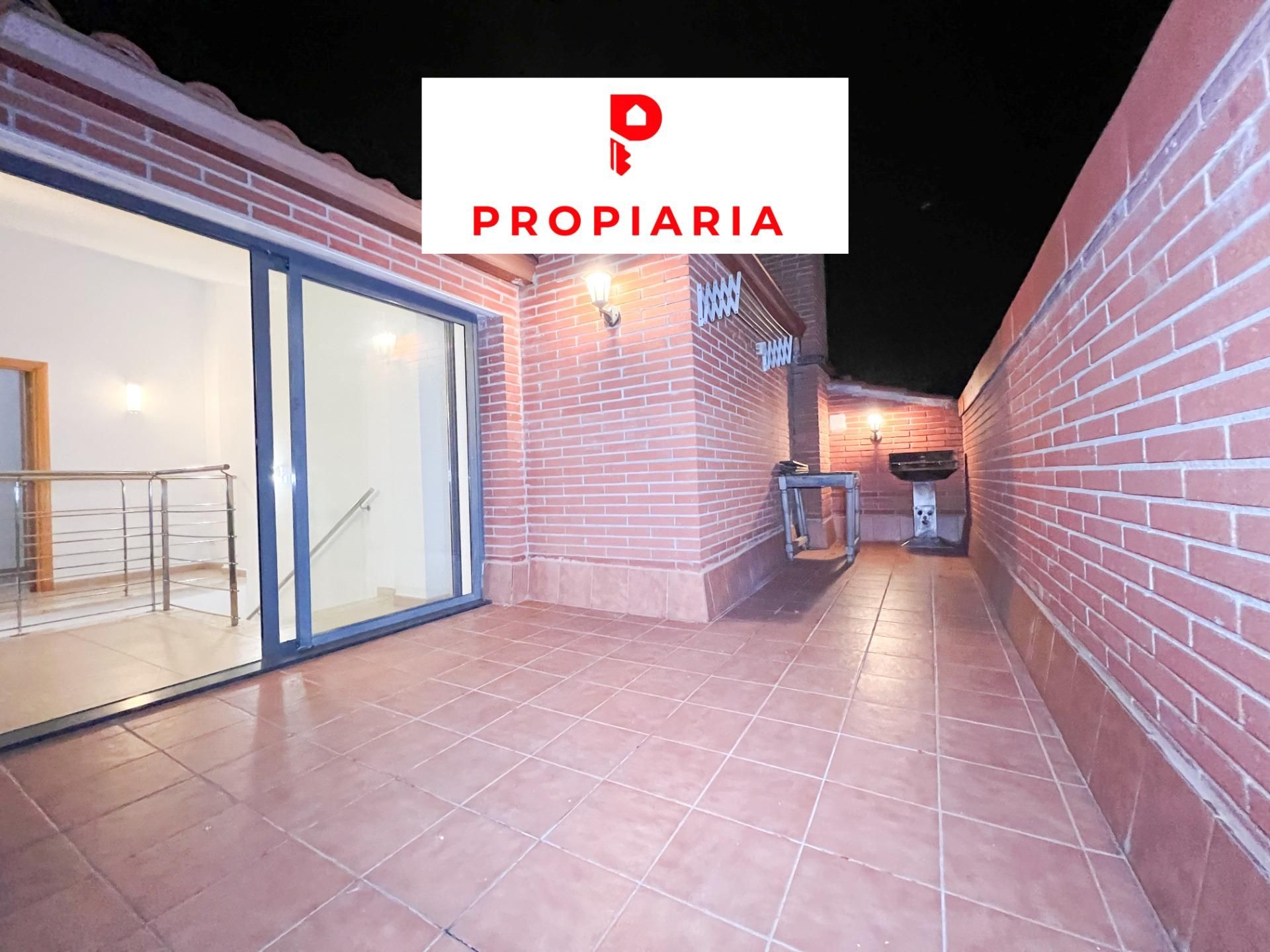 Außenansicht von Dachboden zum verkauf in Vallirana mit Heizung und Balkon