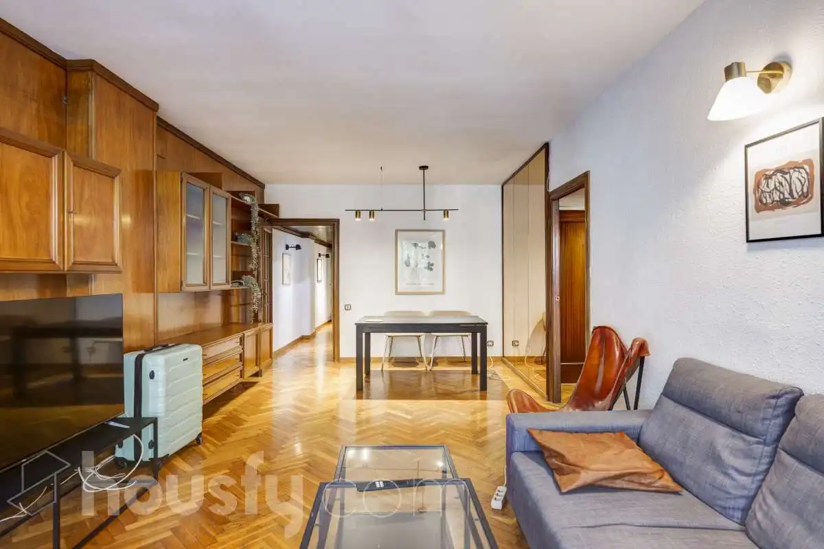 Flat for sale in Carrer de Provença, La Nova Esquerra de l'Eixample