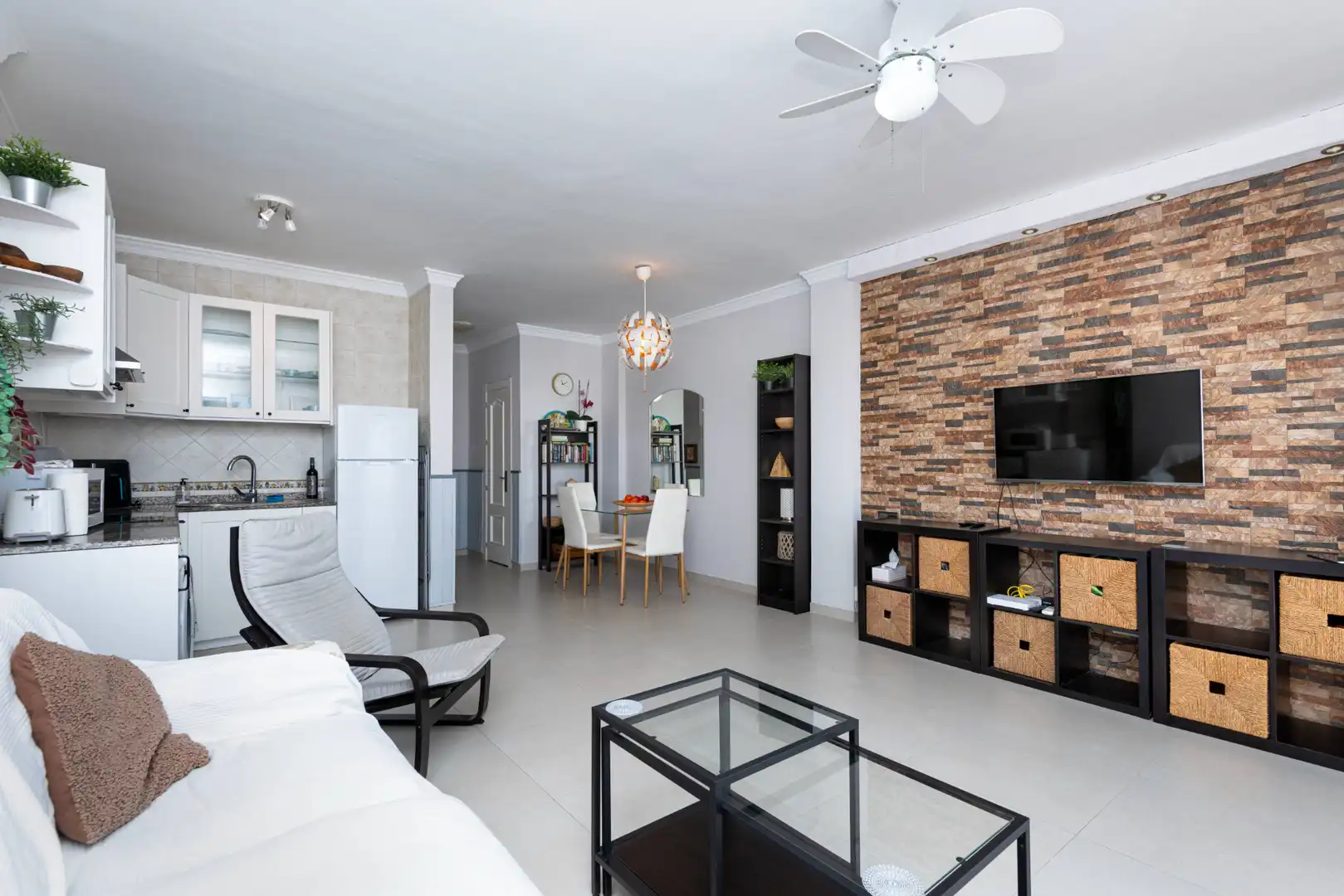 Sala de estar de Apartamento en venta en Nerja con Aire acondicionado, Calefacción y Terraza