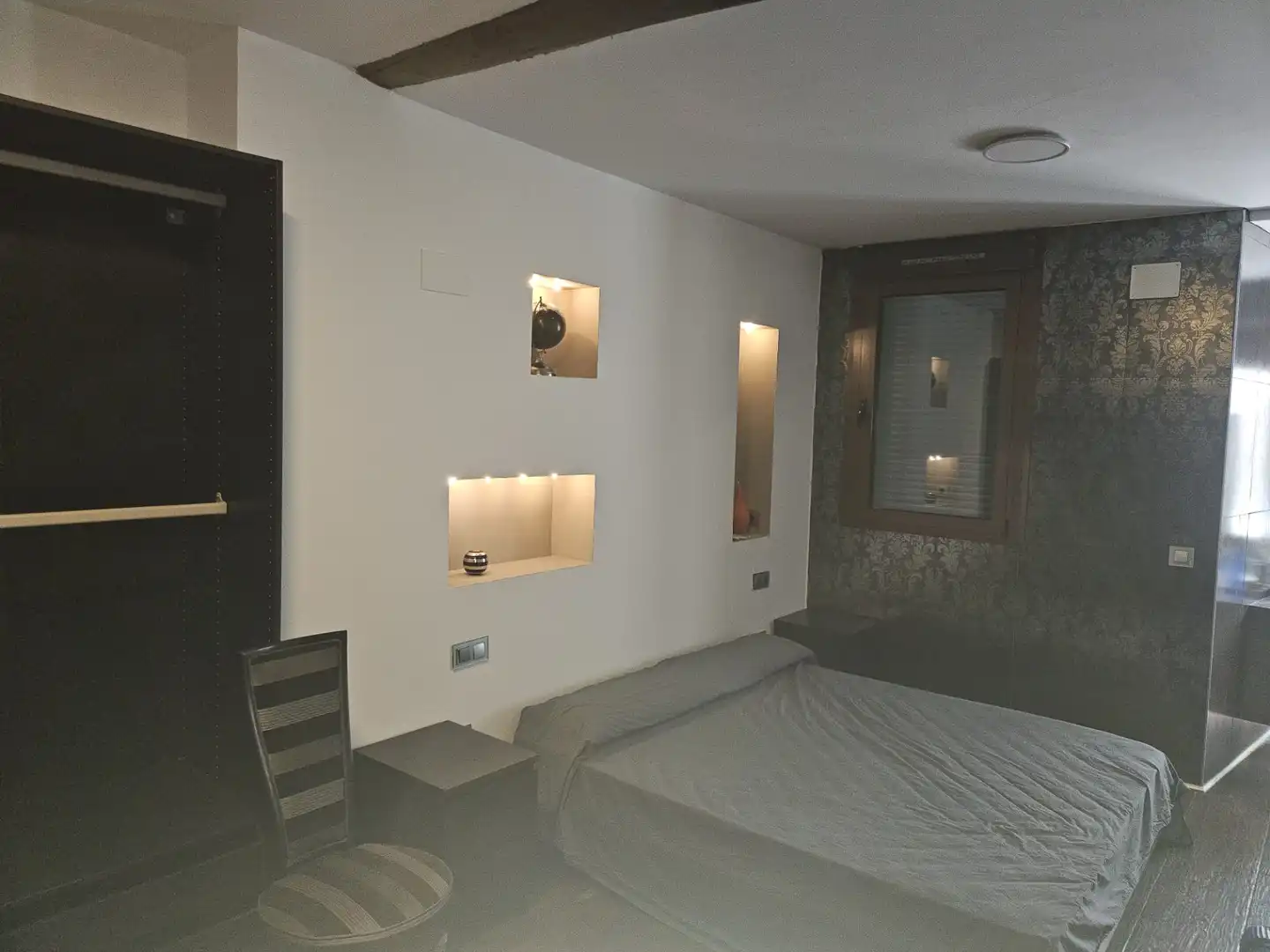 Flat for rent in Zaragoza  with Heating, Parquet flooring and Furnished