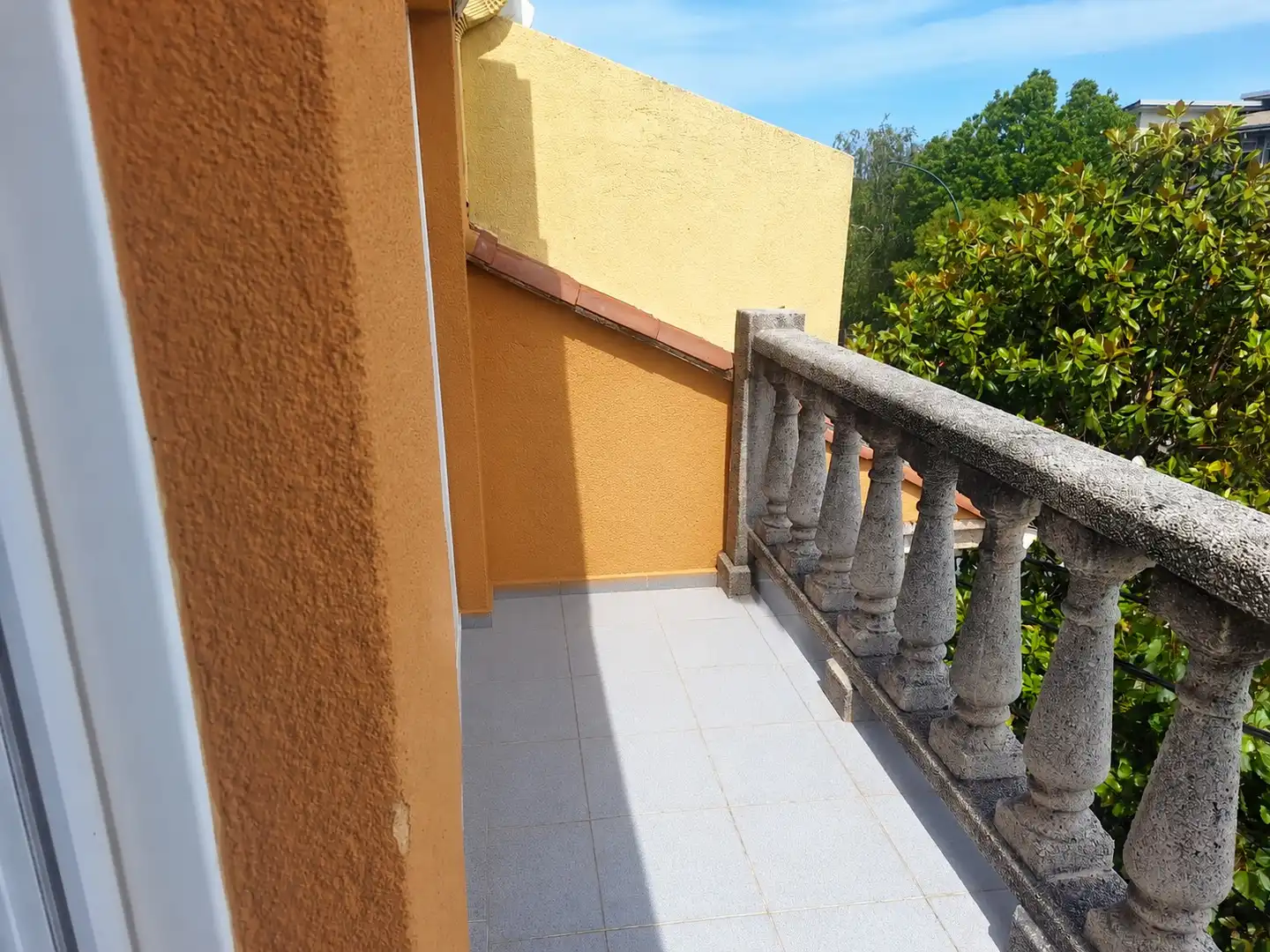 Balcony of Attic for sale in Ribeira  with Heating, Parquet flooring and Terrace